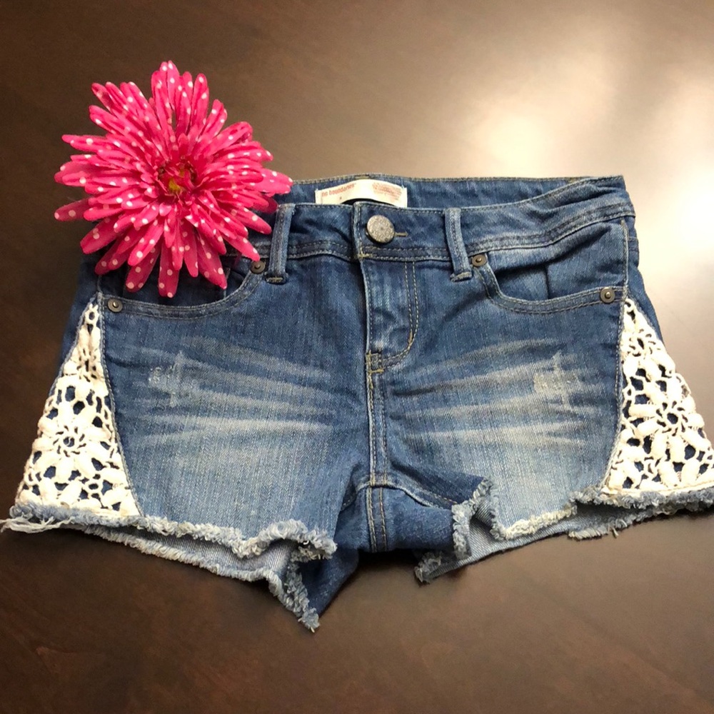 Girls shorts💙